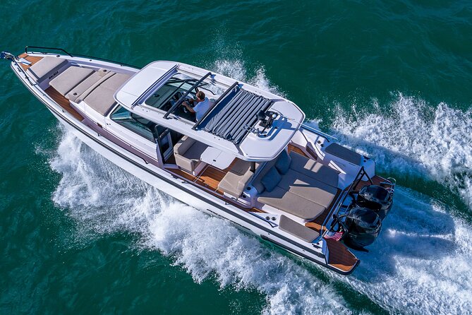 Miami Bay Discovery Private Yacht Cruise with Captain - Haulover sandbar is the heart of the outing