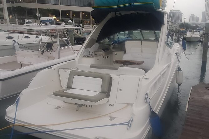 Miami Beach Boat Rental: Unforgettable On-Water Experiences - Bayside Adds a More Urban Stop