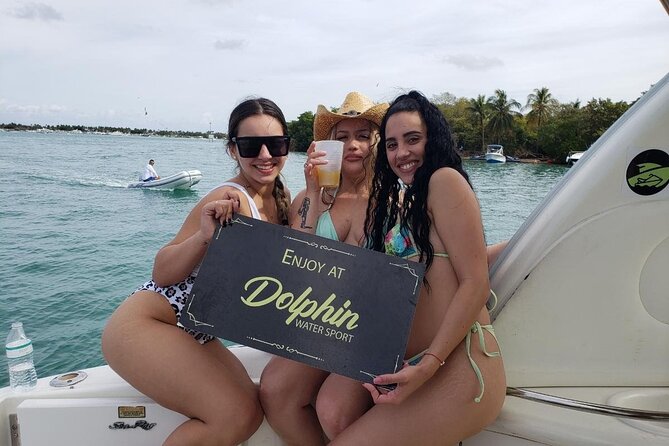 Miami Beach Luxury Yacht Adventure: Explore Stunning Coastline - Should you book the Miami Beach yacht tour?