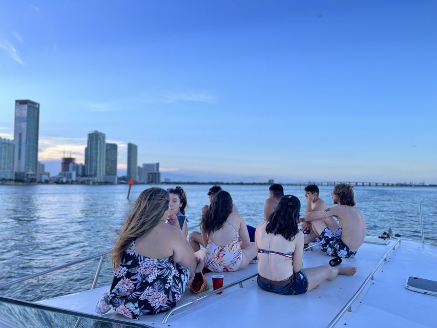 Miami Beach: Private Yacht Rental with Captain - The boat itself: useful comforts, with an important warning