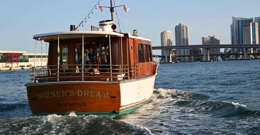 Miami: Miami Skyline Vintage Yacht Cruise, - Following the Miami River toward the city’s beginnings