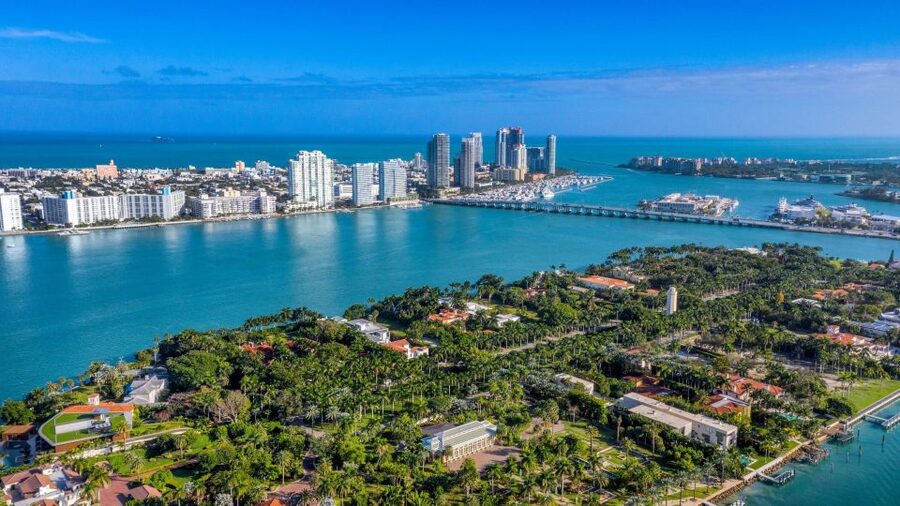 Miami: Miami Skyline Vintage Yacht Cruise, - Practical booking advice for a smooth ride