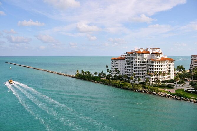 Miami Sightseeing Cruise on a Luxury Yacht - Key things to know before you book