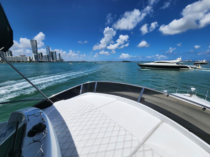 Miami Yacht Rental with Jetski, paddleboards, Inflatables - Key points to know before you book