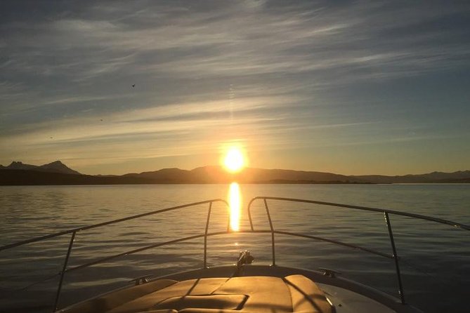 Midningtsun - Luxury Yacht Arctic Queen - The Arctic Queen and the value of a small group