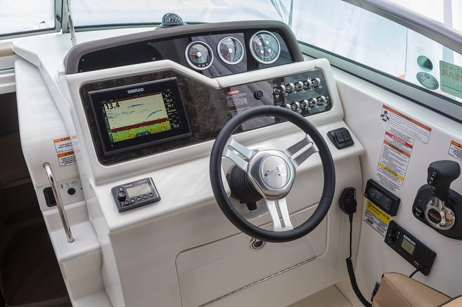 Motor Yacht (2020)Luxury Private Cruise Around Santorini - Who will get the most from this cruise