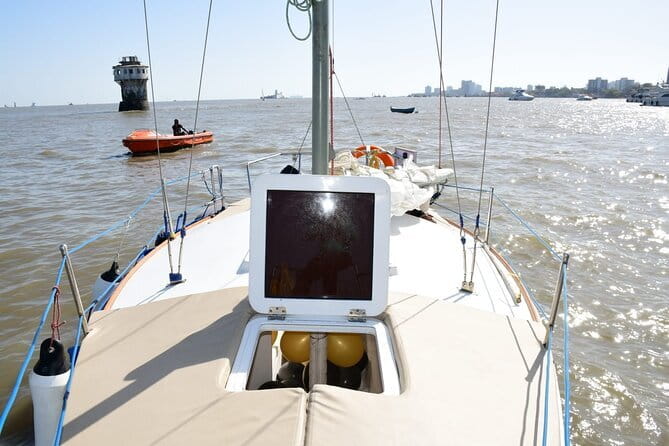 Mumbai Bay Breeze Sail on a Compact Yacht Experience - Mumbai’s skyline from the Arabian Sea