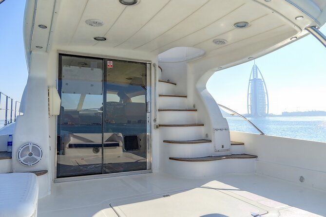MY Cruises for Luxury Yacht Rental - What the one to two hours feel like
