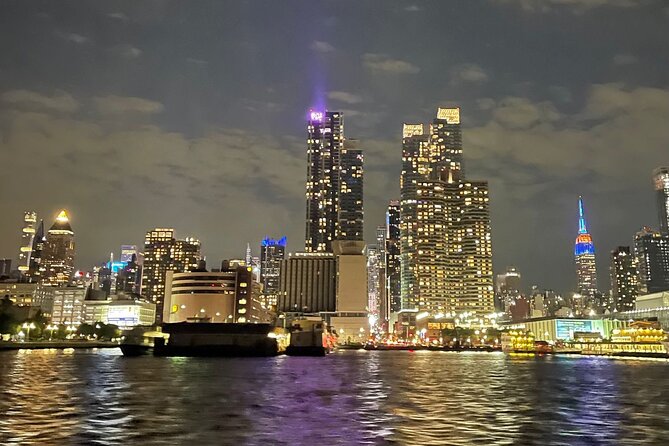 New York City Bright Lights Skyline Cruise on Yacht - What this yacht cruise is really like