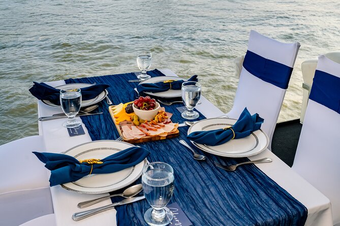 New York City Dinner Cruise on Luxury Yacht with Live Music - The five-course dinner and drinks