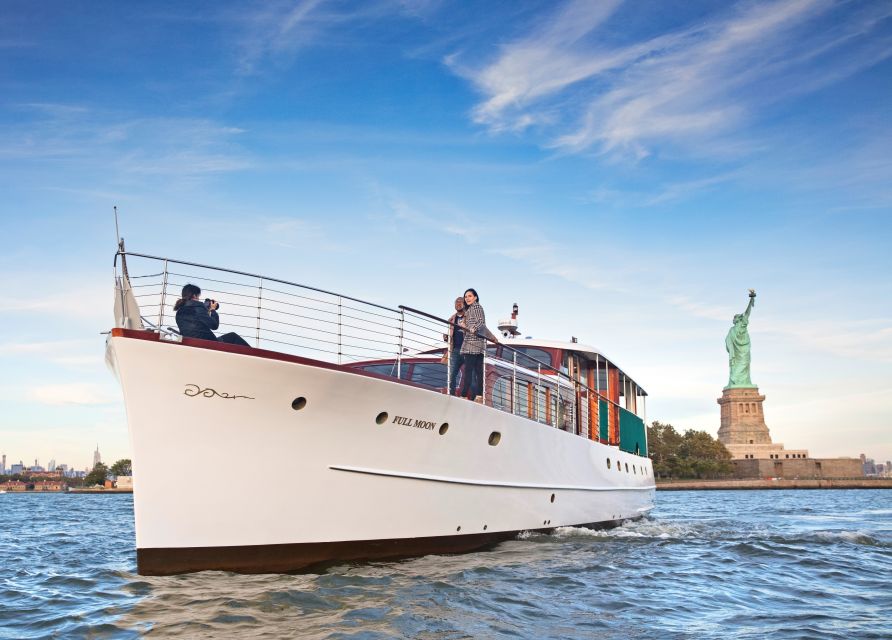 New York City: Mini Yacht Boat Ride with Sightseeing - Finding your place on the covered deck or open bow