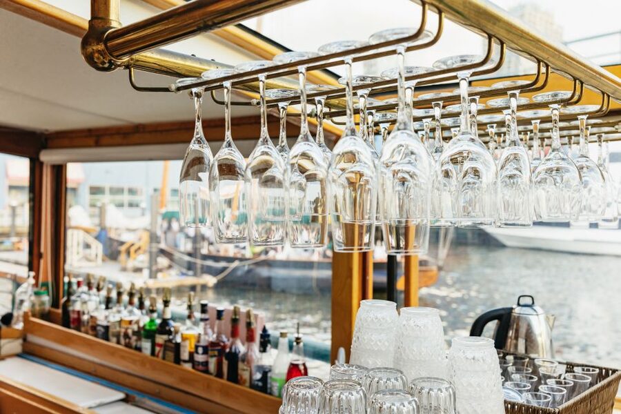 New York City: Sunset Yacht Cruise - Drinks, food, and the onboard mood