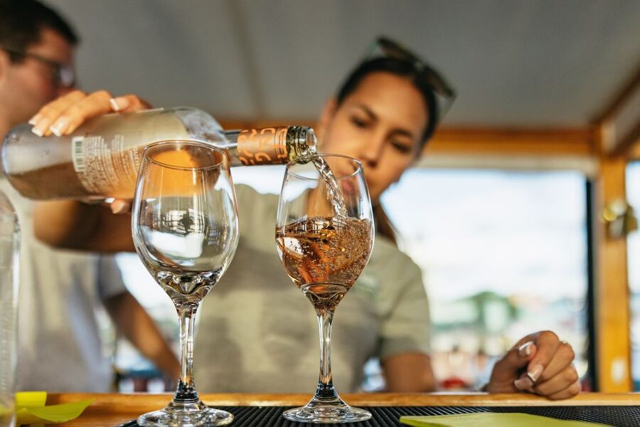 New York City: Sunset Yacht Cruise - Boarding the yacht and finding your place