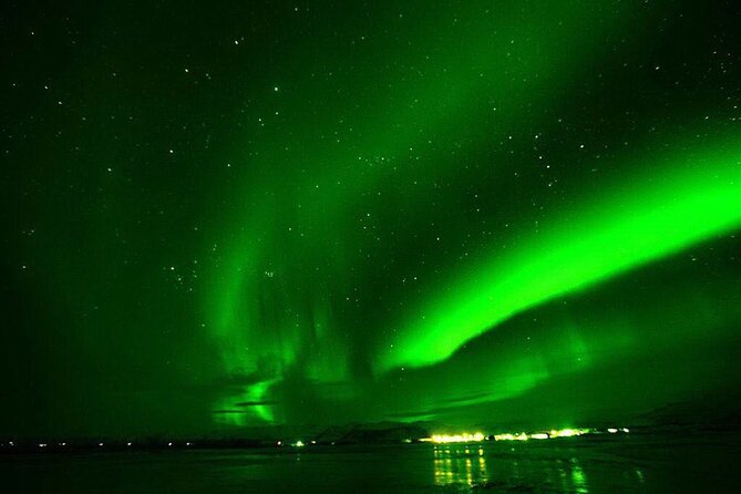 Northern Lights Yacht Cruise in Reykjavik - The most important weakness: city light