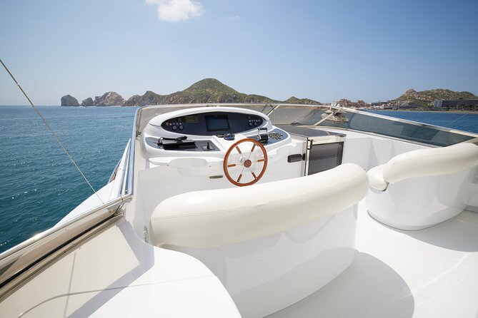 Number Juan 100ft Yacht Azimut Rental - Why the Number Juan works for a private Cabo celebration
