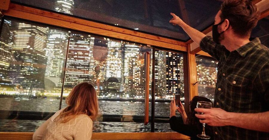 NYC: City Lights Yacht Cruise with Drink Included - The Statue of Liberty is the emotional high point