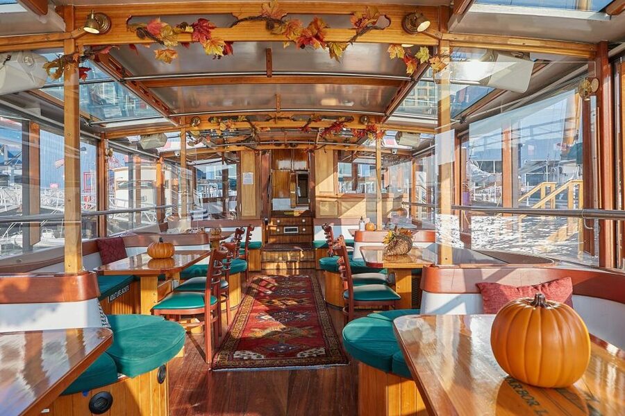NYC: Evening Jazz Cruise on the Yacht Manhattan - Meeting at Chelsea Piers and settling aboard