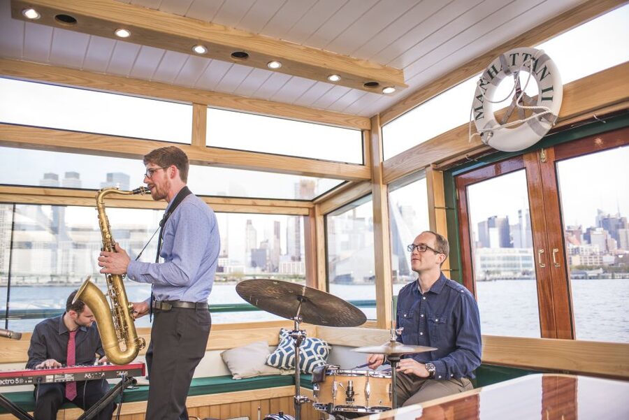 NYC: Evening Jazz Cruise on the Yacht Manhattan - A drink, light food, and the cost
