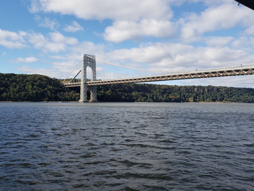 NYC: Hudson River Fall Foliage Yacht Tour - Who will enjoy this Hudson River cruise most?