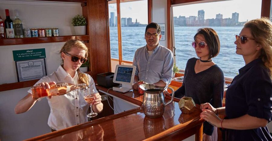 NYC: Sunset Cruise on a Small Yacht with a Drink - Commentary, crew, and the pace of the ride