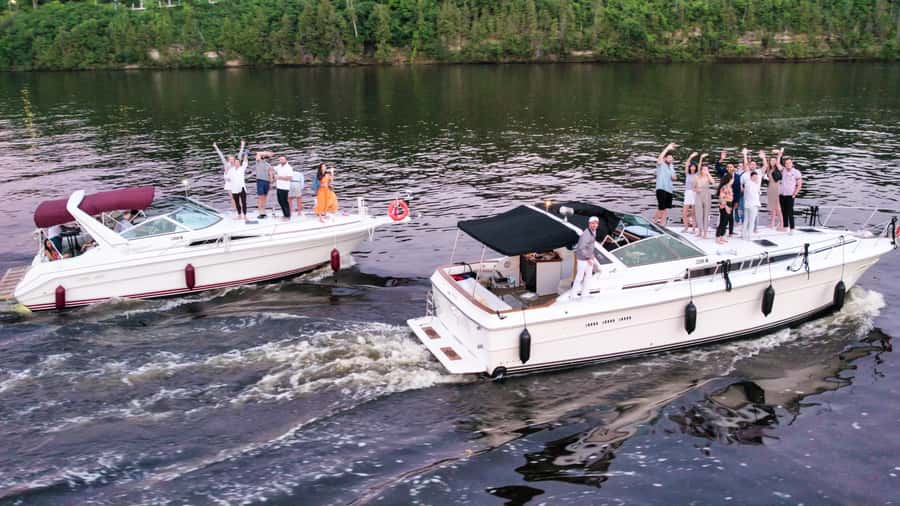 Ottawa: Downtown Yacht Cruise - Wed-Sun @ 6PM - 75 Minutes - Parliament from the Ottawa River