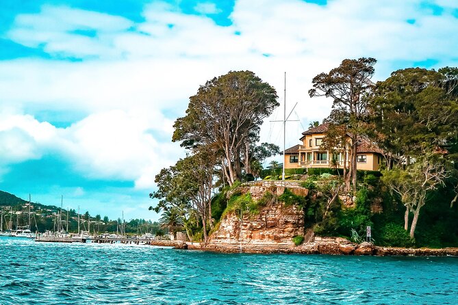 Overnight Private Yacht Stay at Palm Beach - What the yacht provides for one night
