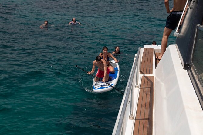 Palermo from the Sea : Luxury Trip between Crystalline Bays, BBQ and Relax - Who Will Enjoy This Experience Most?