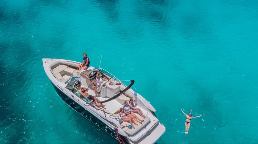 Palma de Mallorca: Private Yacht Trip with Drinks - Starting at Port Calanova in Palma