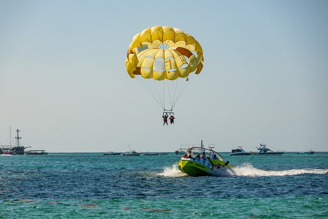Parasailing Yacht Experience in Punta Cana - Drinks, music, and the photo package