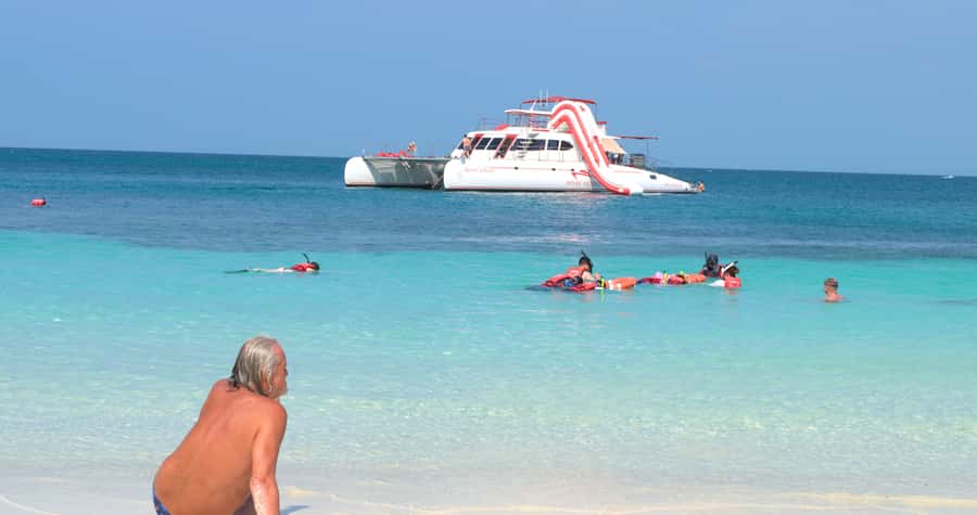 Pattaya: Full-Day 2 Islands Yacht Trip with Lunch and Sunset - The slide, paddleboards, fishing gear, and floating pool