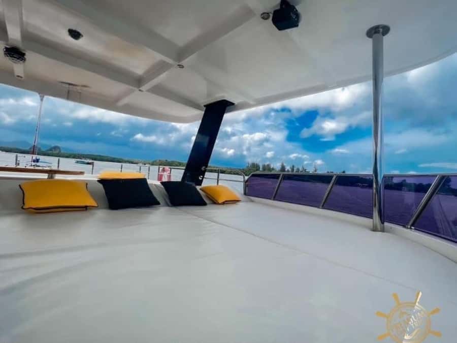 Phuket: James Bond Island Canoeing & Sunset Yacht Dinner - Cruising through Phang Nga Bay