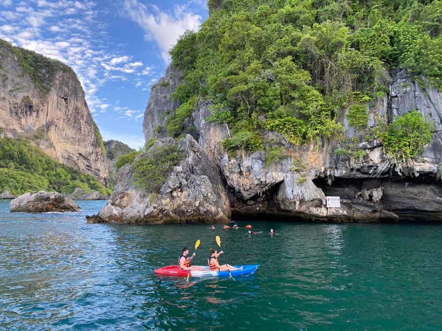 Phuket: James Bond Island Canoeing & Sunset Yacht Dinner - Timing, comfort, and the pace of the day