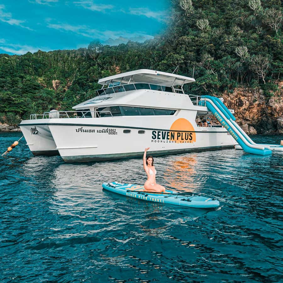 Phuket: Phi Phi, Maya, and Maiton by Luxury Yacht with Lunch - Lunch and time on Phi Phi Don
