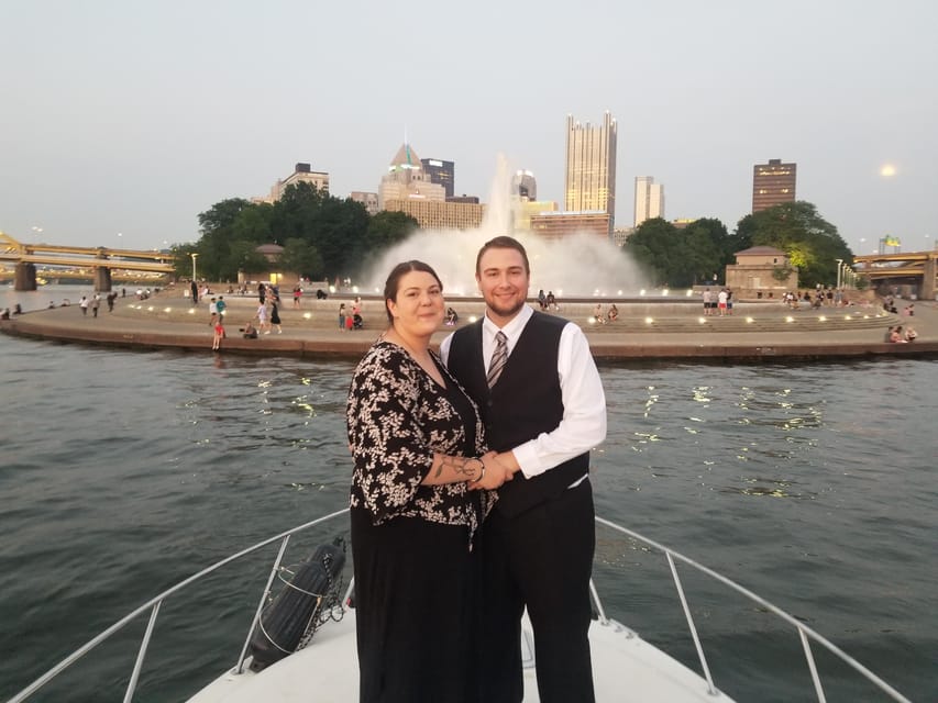 Pittsburgh: Private Yacht River Cruise with Captain and BYOB - A private group changes the feel
