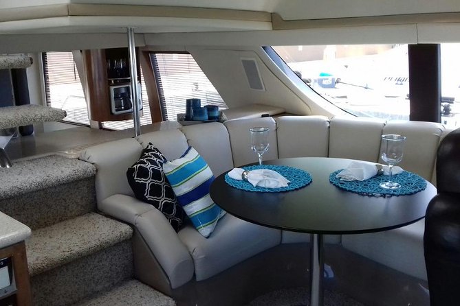 Playa Mujeres rent a Yacht 4hrs with Food and drinks aboard CA55 - The price, explained in practical terms