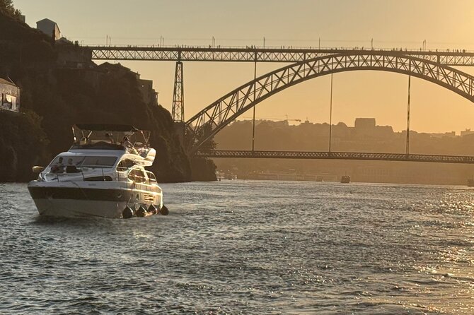 Porto: Luxury Yacht Cruise with Wine Tasting & Snacks - Getting to Marina do Freixo