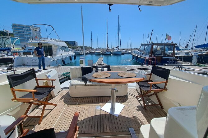 Porto: Luxury Yacht Tour on the Douro River - Sunset or Daytime - Starting at Marina da Afurada in Vila Nova de Gaia