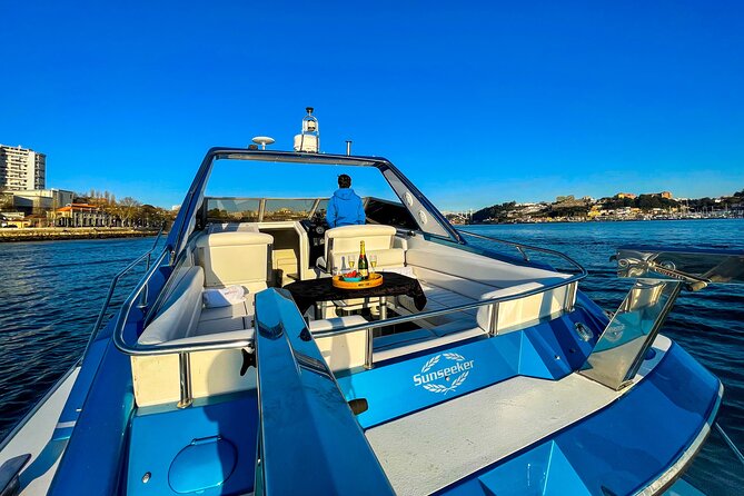 Porto: Private Yacht Cruise with Local Wine, Snacks and 6 Bridges - Who should book this cruise?