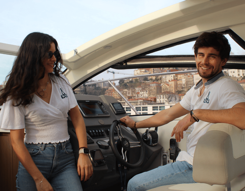 Porto: Private Yacht Cruise with Local Wines & Snacks - Gaia, Afurada, and the final run to Foz
