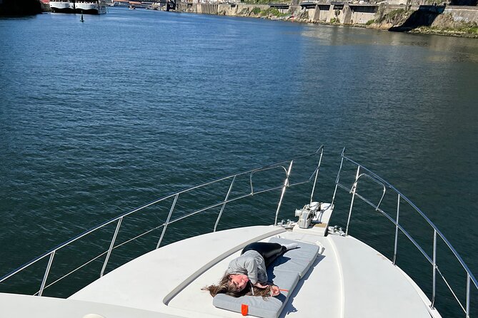 Premium Yacht Tour on the Douro - Is $455.20 good value for six people?