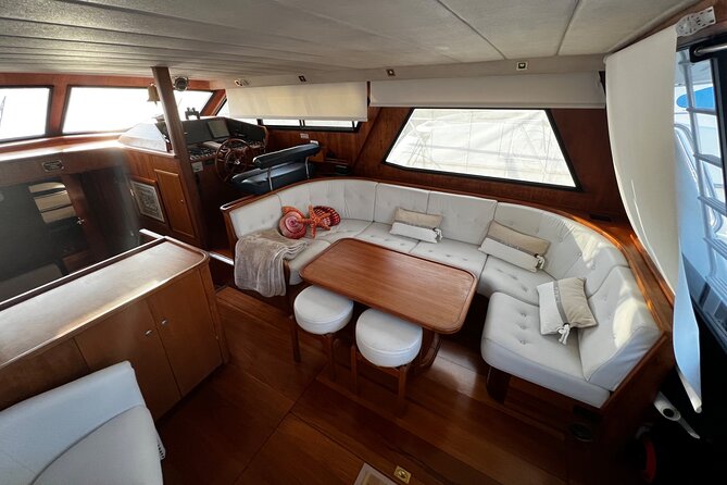 Premium Yacht Tour on the Douro - My call: book it for the yacht, not just the route