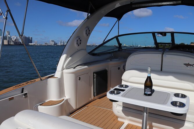 Private 4 Hours Sea Ray 34 Foot Yacht Rental in Miami - A Flexible Cruise, Not a Fixed Sightseeing Route