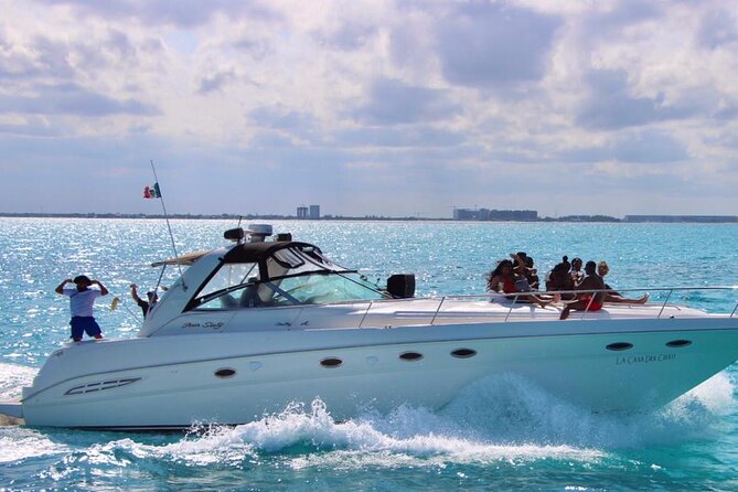 Private 50FT Yacht Rental in Cancún P8 - Cruising across Cancun’s Caribbean water
