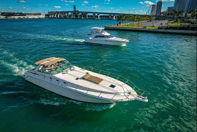 Private 52' Yacht Rental with Captain in Miami - What four hours on the Miami yacht really feels like