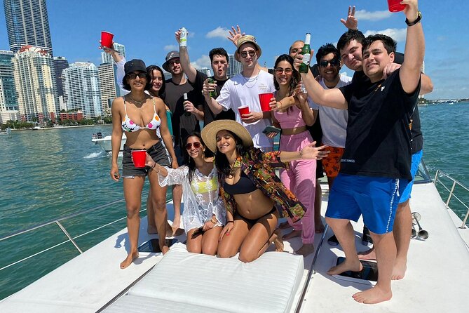 Private 52' Yacht Rental with Captain in Miami - What the crew adds to the day