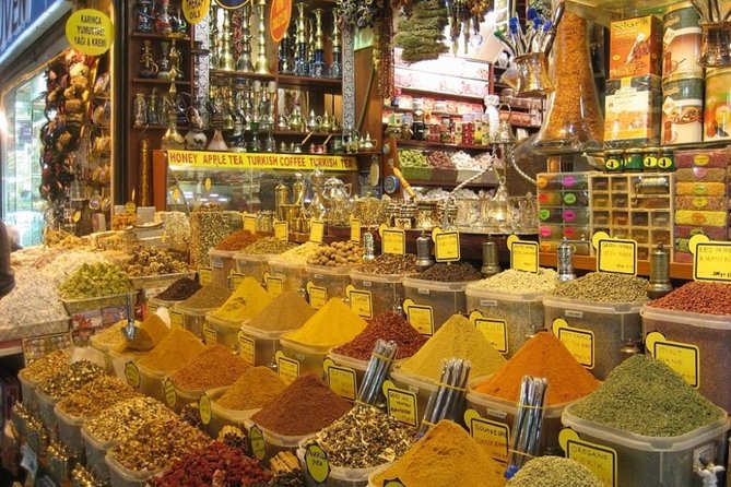 Private Bosphorus Cruise and Egyptian Bazaar with Motor Yacht - What private really means here