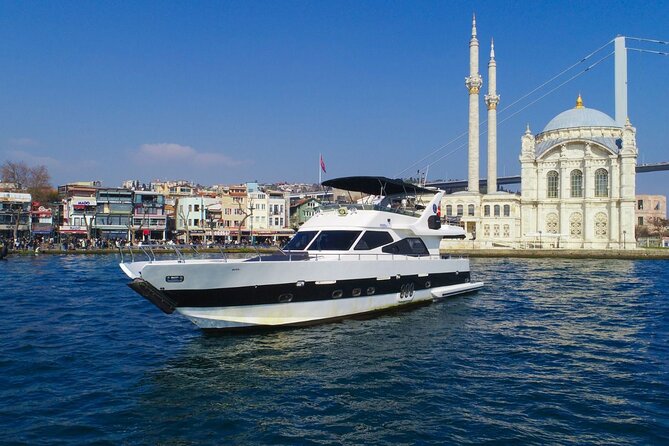 Private Bosphorus Cruise with Luxury Yacht - Dolmabahçe and Çırağan, Ottoman luxury by the water