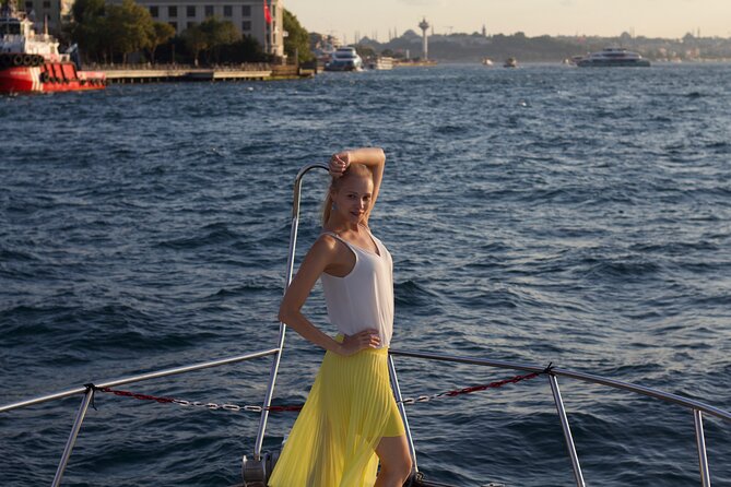 Private Bosphorus Sightseeing Cruise By Luxury Yacht in Istanbul - Bebek and Rumeli Fortress