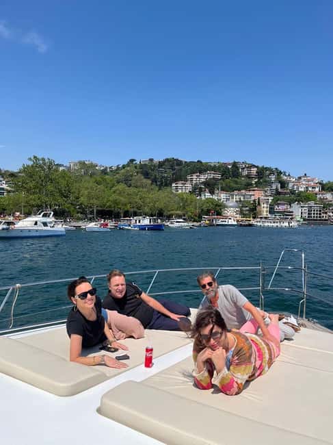 Private Bosphorus Yacht with Local Guide and Snacks - Why the Bosphorus is Istanbul’s best evening viewpoint