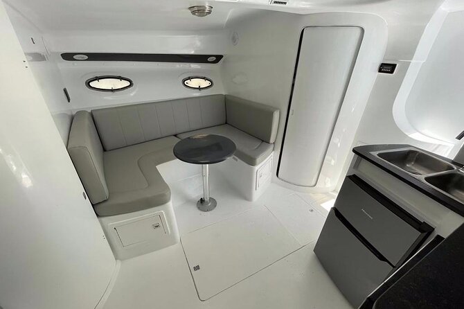 Private Cancun Yacht Tour 42ft up to 8 pax - Who will enjoy this charter most